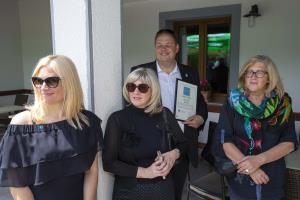 304 Foto atelje Postojna